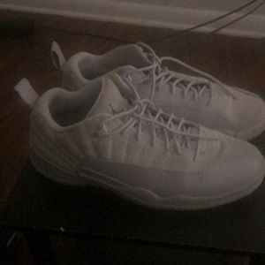 Air Jordan 12 retro low top grey